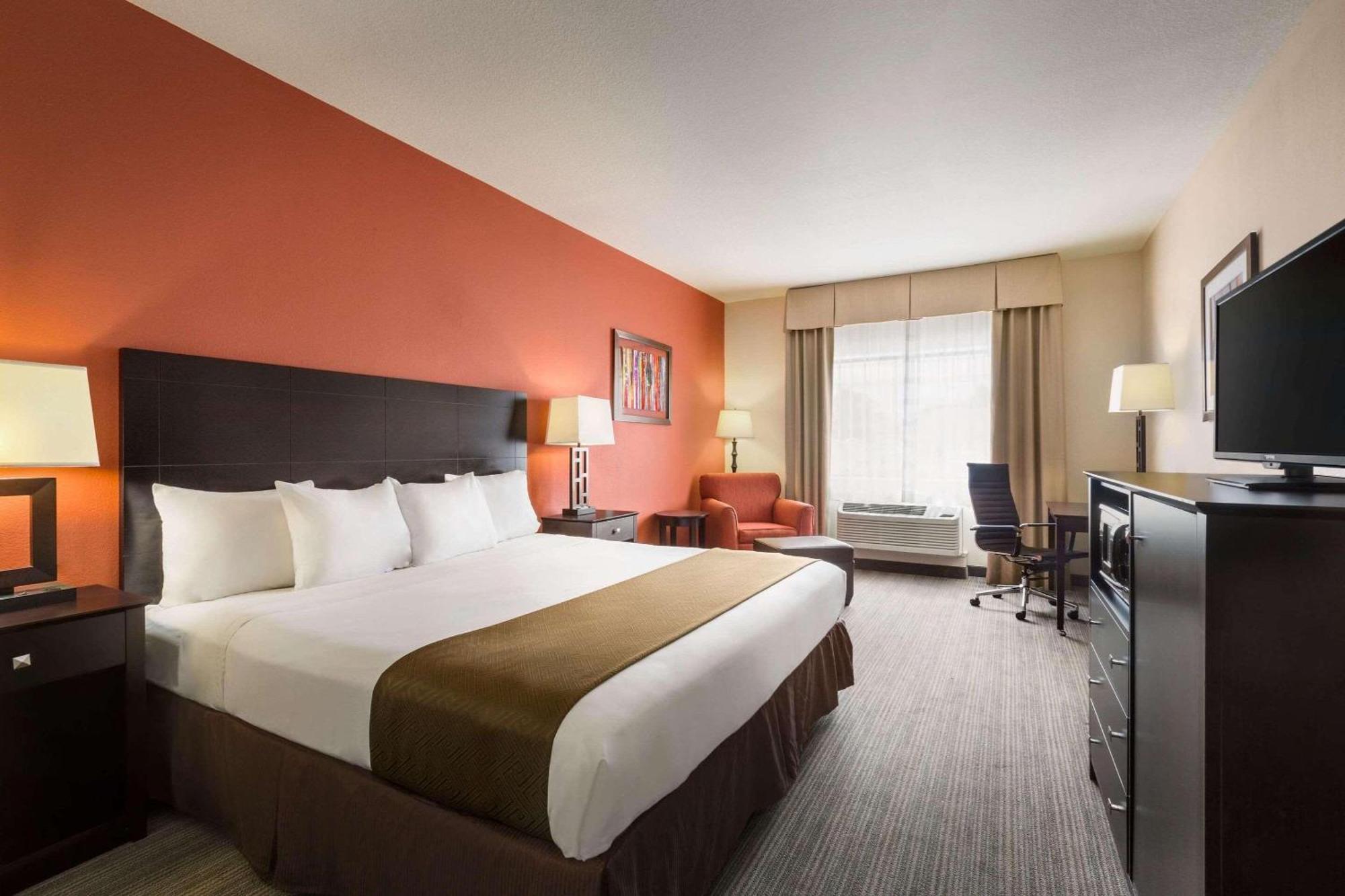 Country & By Radisson, Houston Northwest, Tx Hotel 2*
