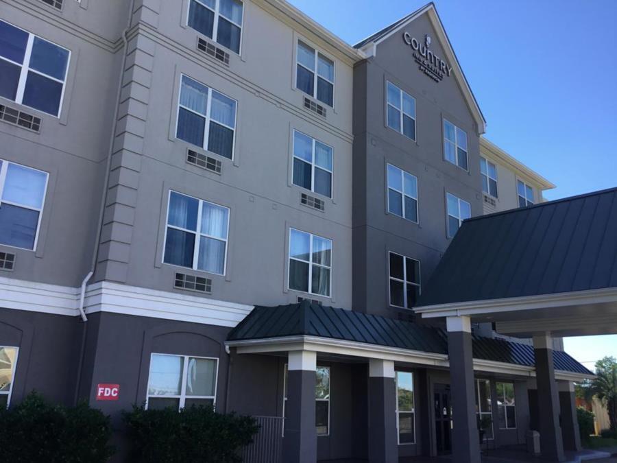 Country & By Radisson, Houston Northwest, Tx Hotel